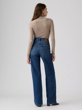 NWOT Levi's Ribcage Wide Leg Jeans in Wrong size 25